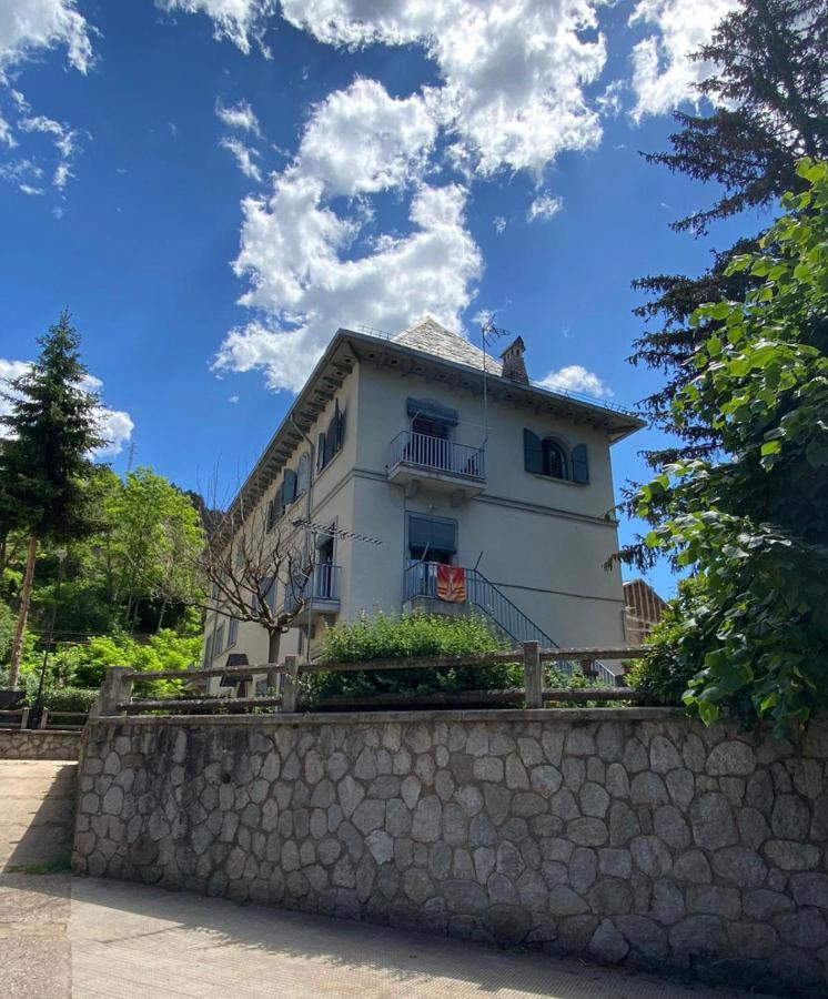 Ferienwohnung Raco Del Pirineu El Pont de Suert Exterior foto